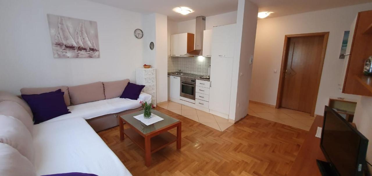 Apartment Conty On The Ground Floor 马林斯卡 外观 照片